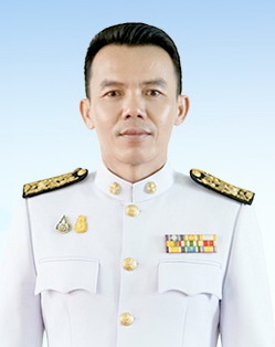 นายสาคร พลโยธิน 
