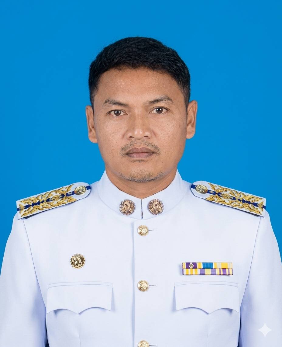 นายฉัตรชัย  จันทอง