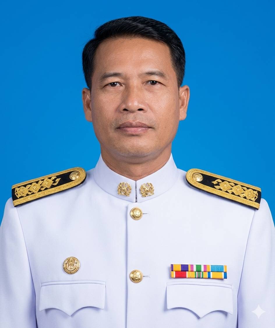 นายวิทยาวุฒิ ม่วงอ่อน 