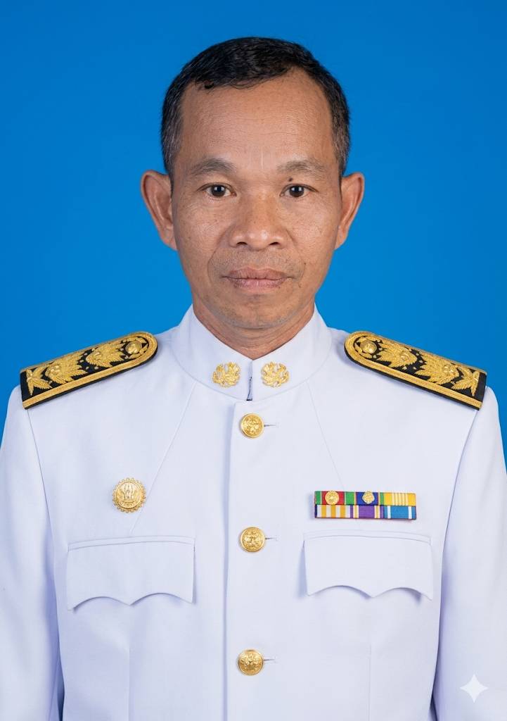 นายสุเนตร  ปทุมขวัญ